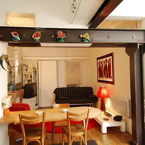 2 Pieces Proche Du Sacre Coeur Apartment